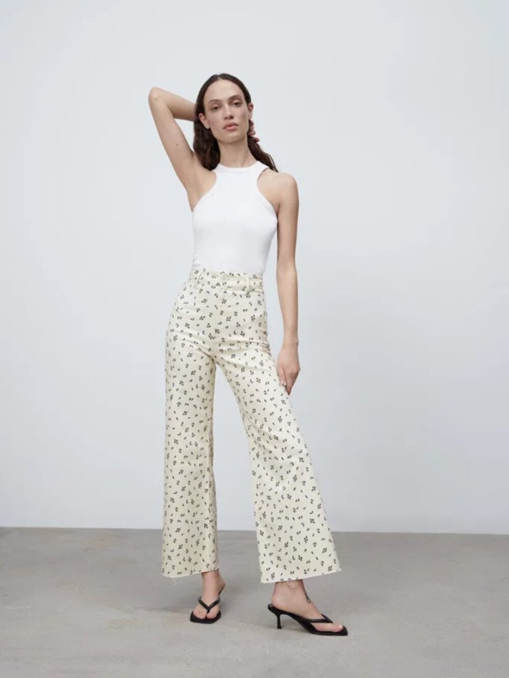 NWOT ZARA Marine Floral Stretch Denim High Waisted Wide Leg Jeans, Size 0/22